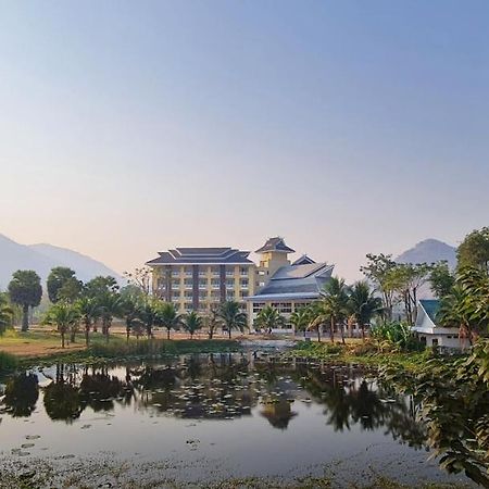 Phu Pha Phung Resort Суан Фунг Екстериор снимка