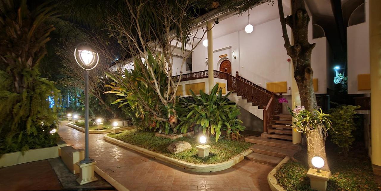 Phu Pha Phung Resort Суан Фунг Екстериор снимка