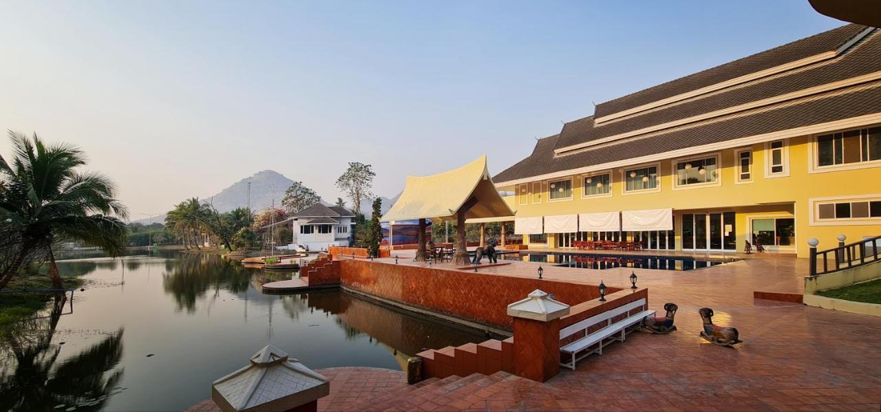 Phu Pha Phung Resort Суан Фунг Екстериор снимка