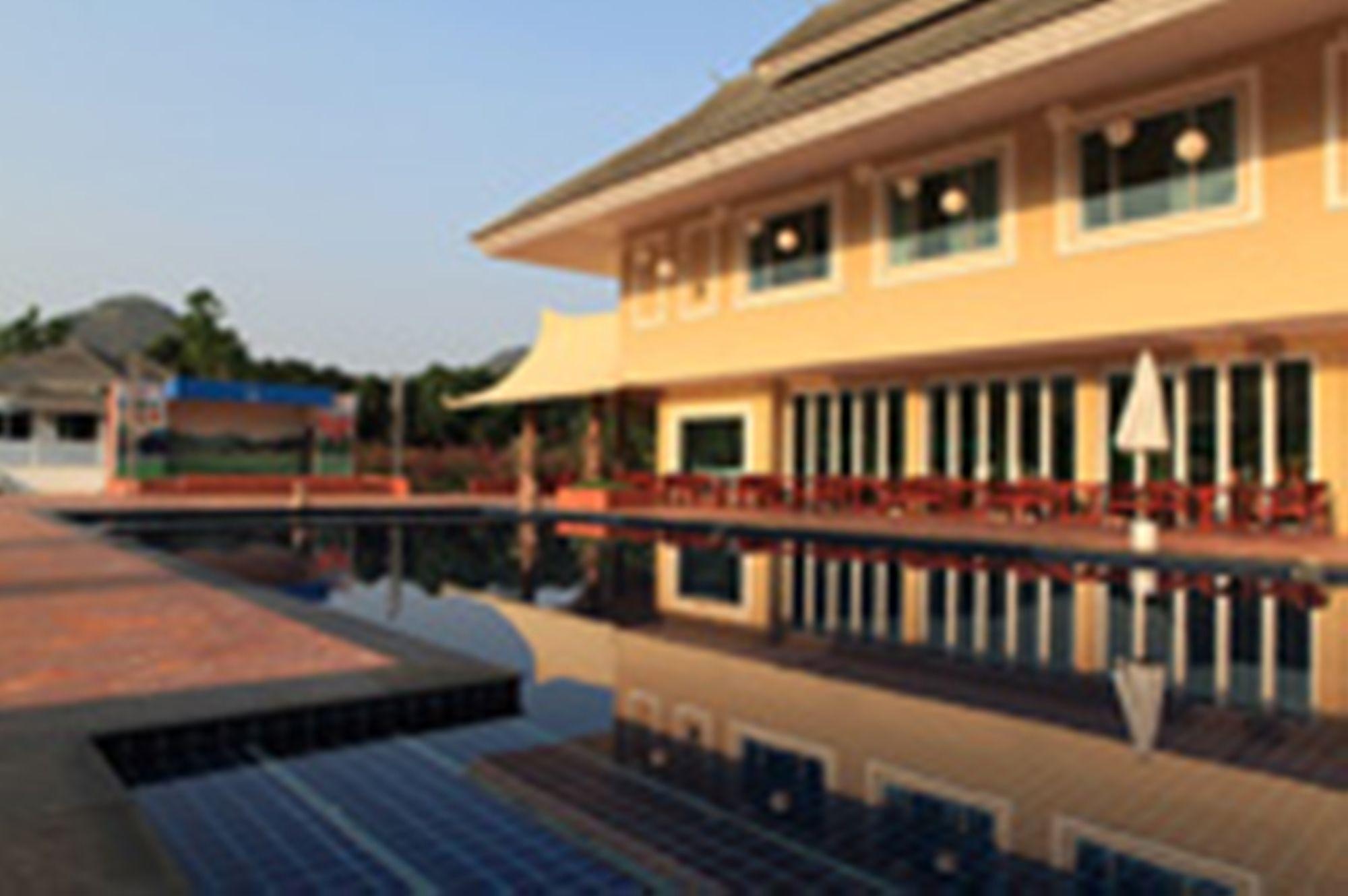 Phu Pha Phung Resort Суан Фунг Екстериор снимка